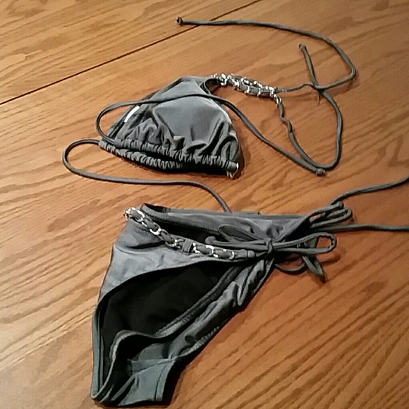 Swim suit - Picture 4 of 4
